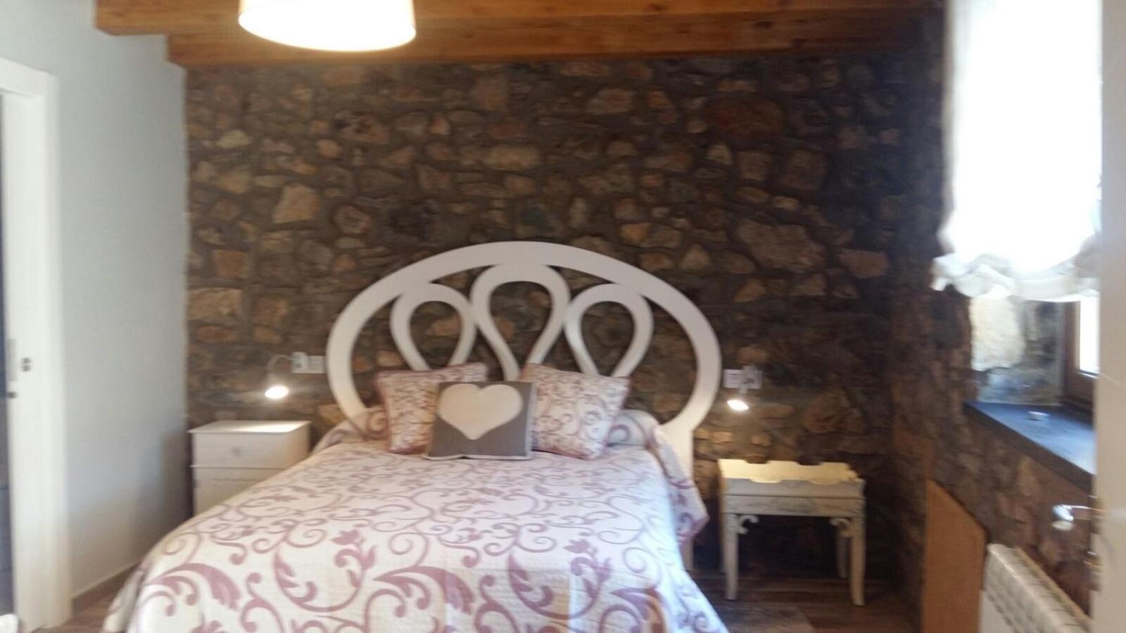 Apartamento Turistico Casas De Manuel La Pola de Gordon المظهر الخارجي الصورة